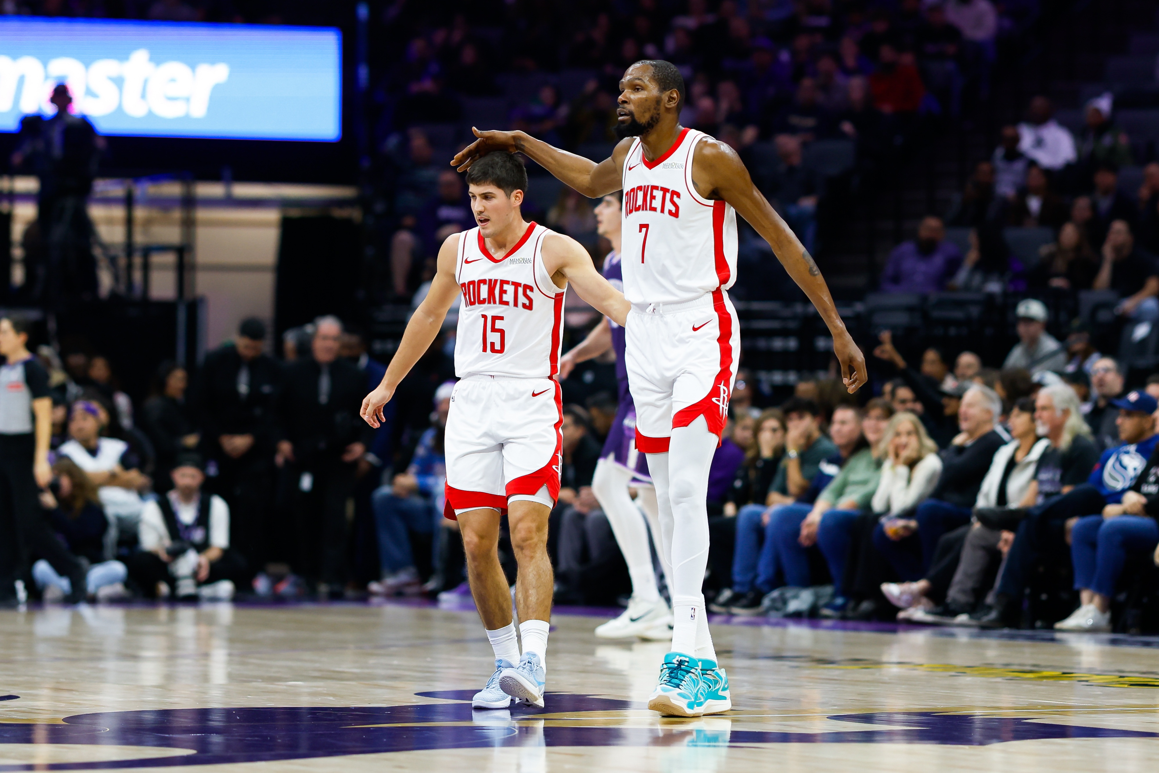 球天下体育官网-KD日常夸奖谢泼德：他能突能投&amp;防守积极 为其他人打开了空间